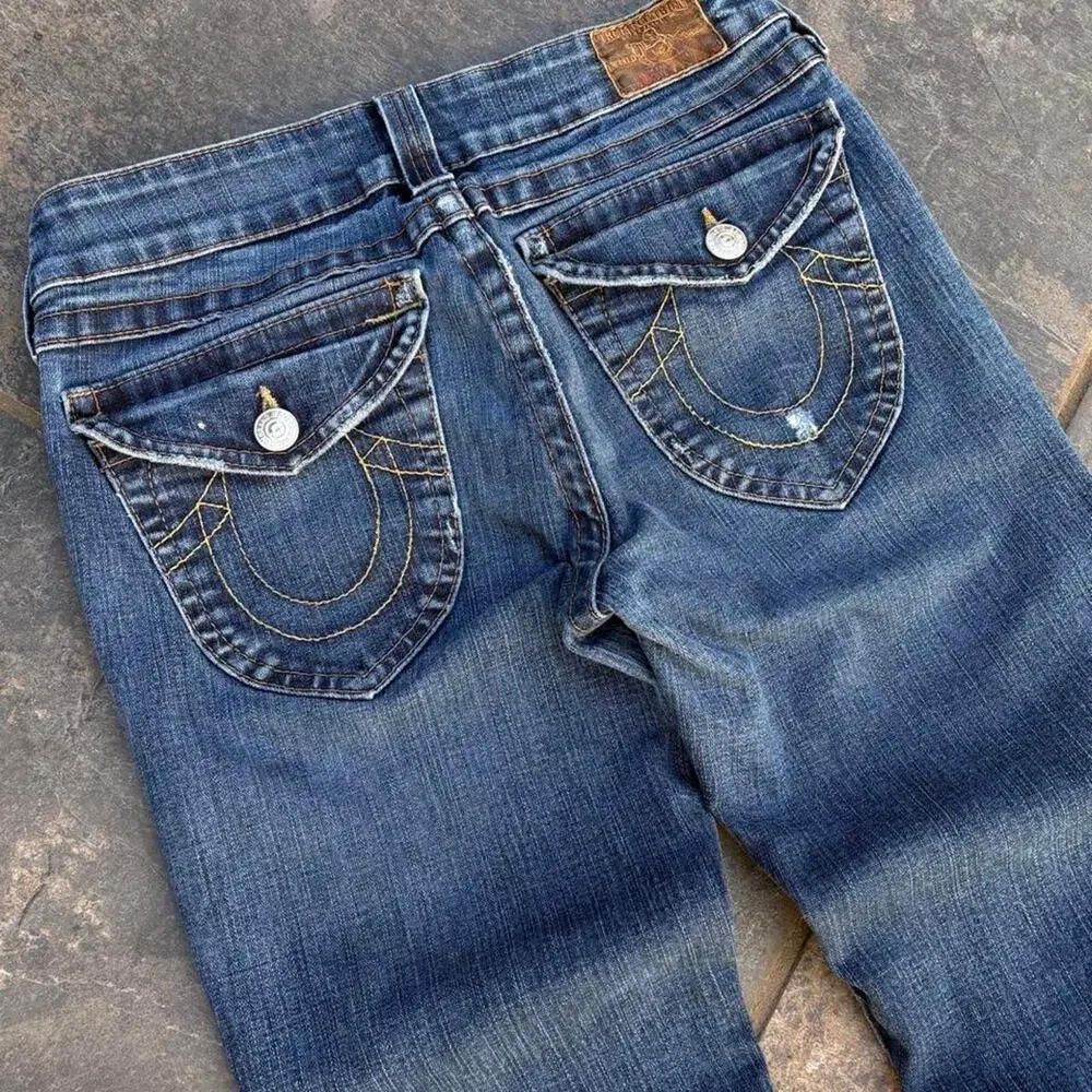 Classic true religion denim featuring